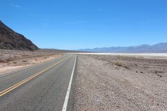 Death Valley Park, Auf dem Weg zum Death Valley